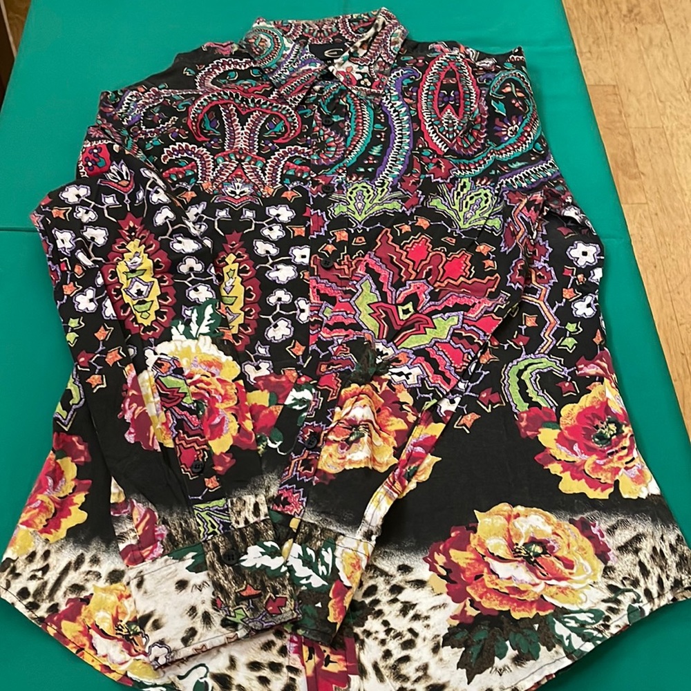 Roberto Cavalli shirt for women/men